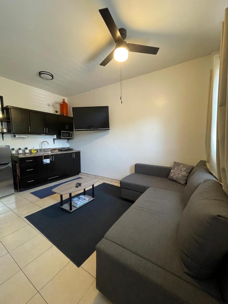 Villa Angel Tijuana Luaran gambar